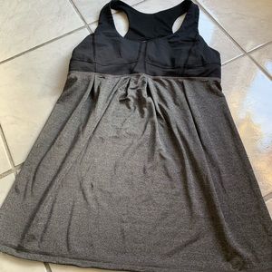 Lululemon top